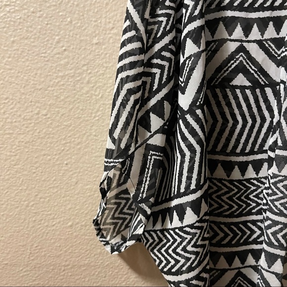 Zac & Rachel Chevron Cardigan with Fringe Size XL - Picture 4 of 9